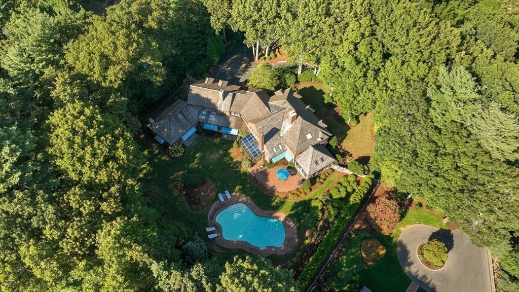 Property Photo:  11 Fulling Mill Ln  MA 02043 