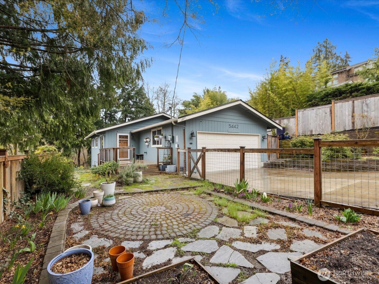 Property Photo: 5442 30th Avenue SW WA 98126