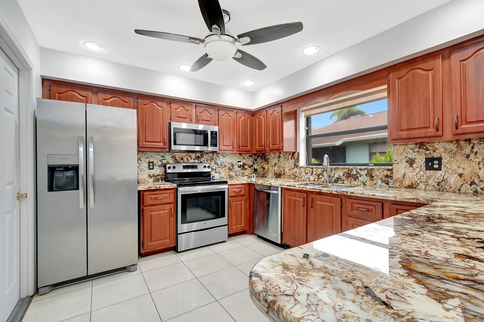 Property Photo: 9765 Pecan Tree Drive B FL 33436
