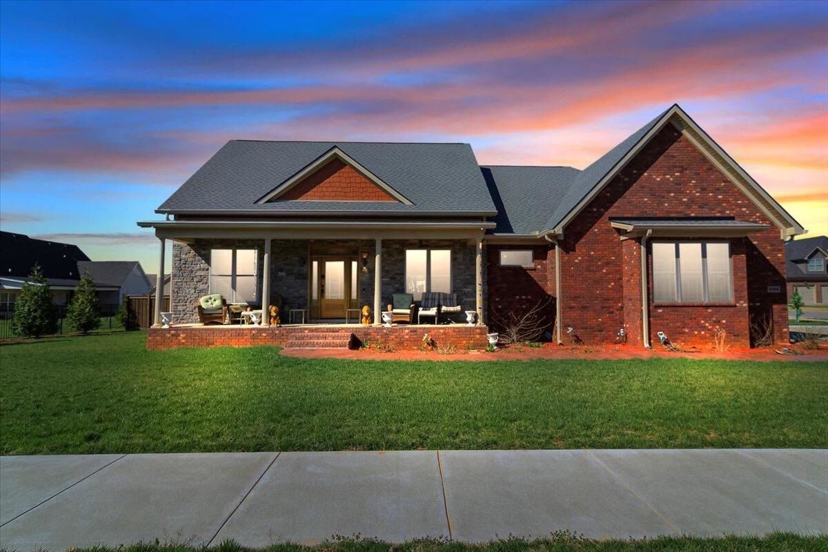 Property Photo: 8688 Pebblestone Lane KY 42122