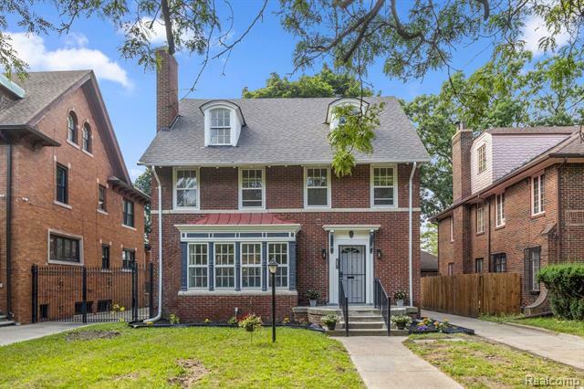 Property Photo: 2067 W Boston Boulevard MI 48206