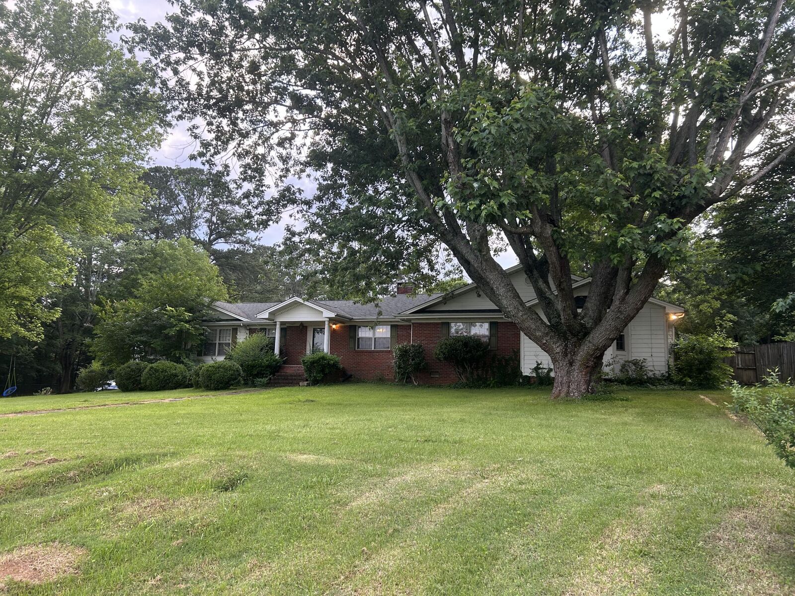 Property Photo:  2201 Peerless Road NW  TN 37311 