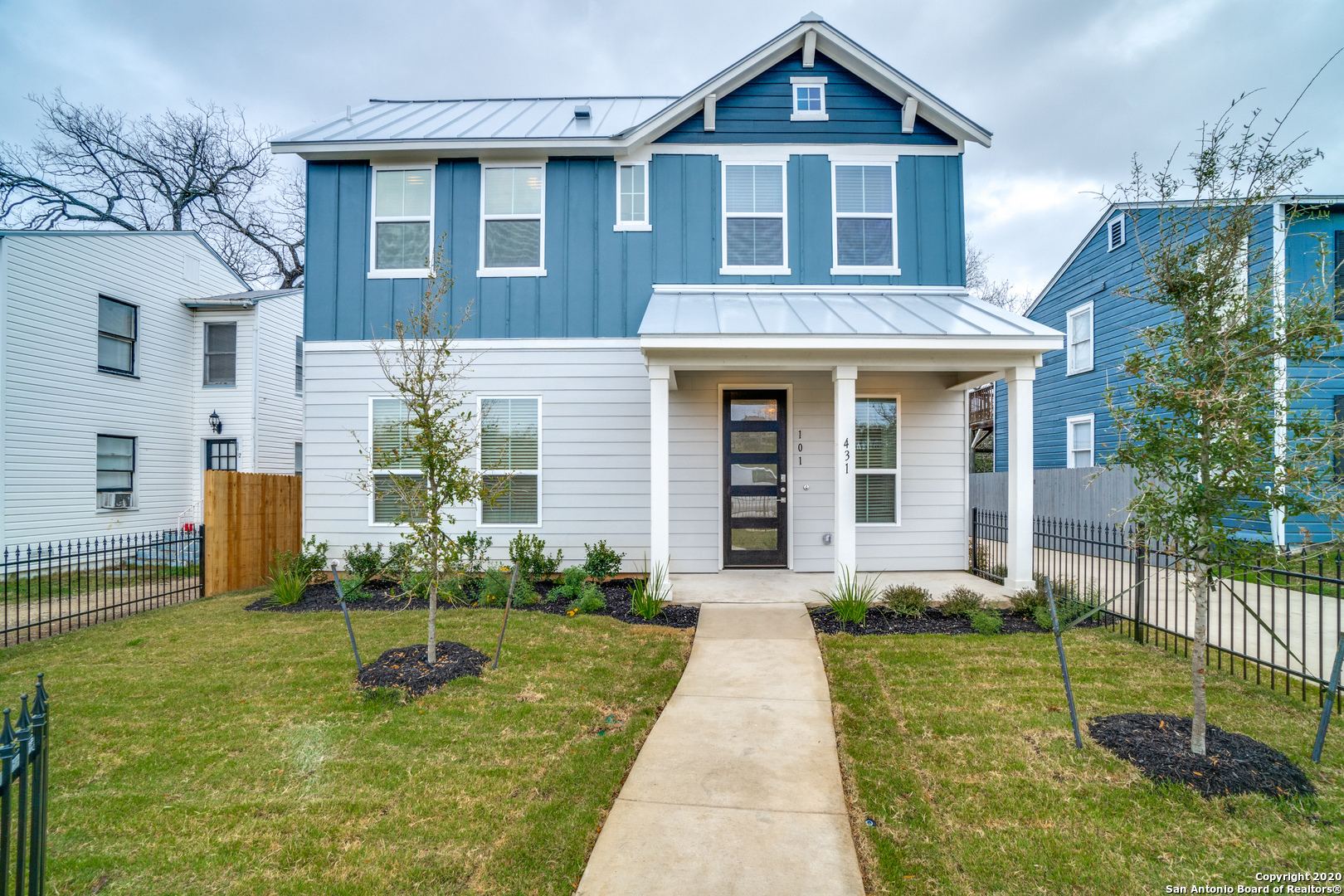 Property Photo:  431 Eleanor 101  TX 78209 