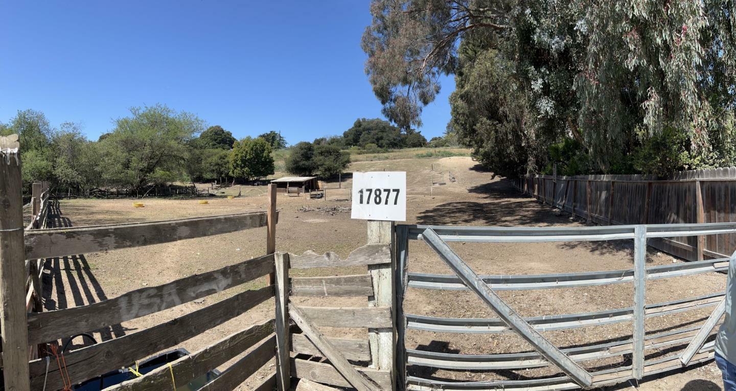 Property Photo: 17877 Cross Road CA 93907