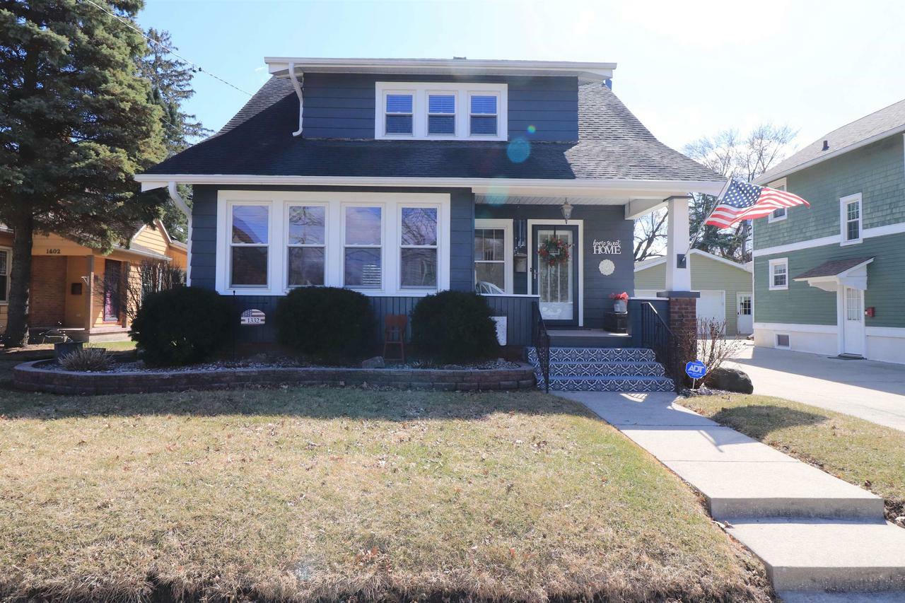 1332 Ruger Avenue  Janesville WI 53545 photo