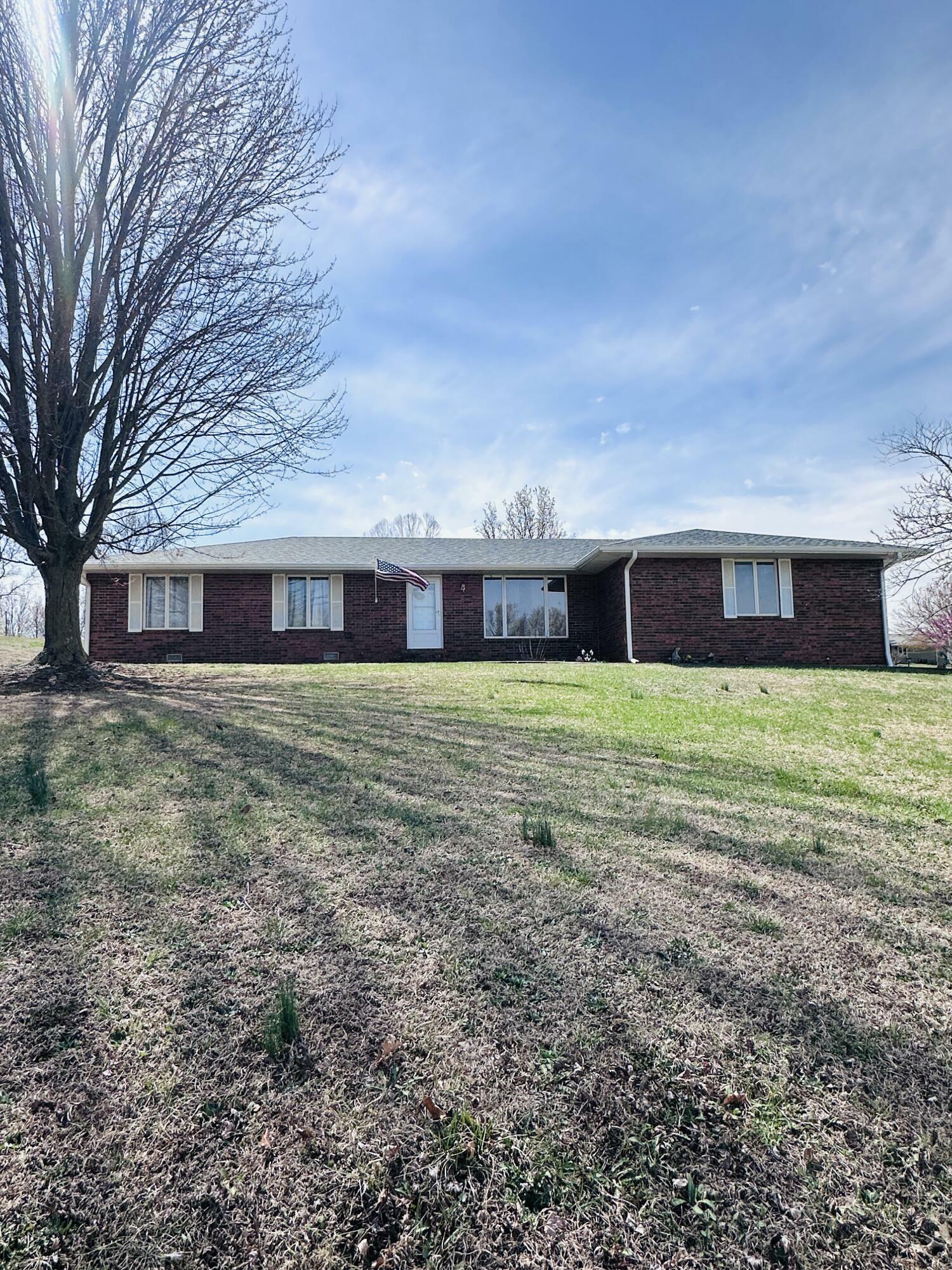 Property Photo: 1022 E Fremont MO 65785