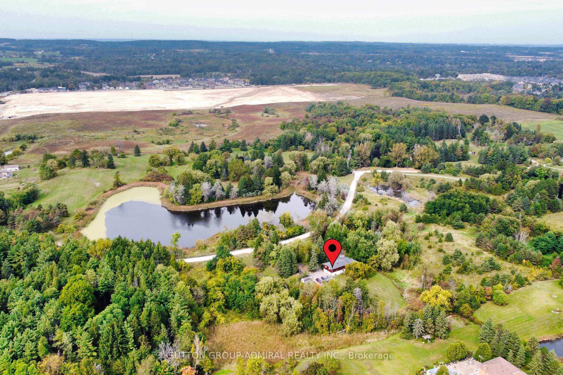 Property Photo: 175 South Summit Farm Road ON L7B 1J8