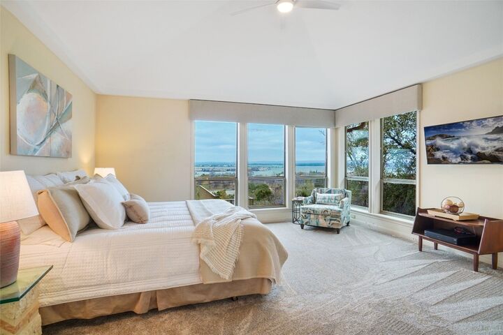 Property Photo: 213 Twin Sails TX 78657