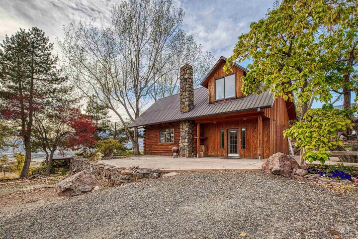 Property Photo:  11500 Brownlee Road  ID 83670 