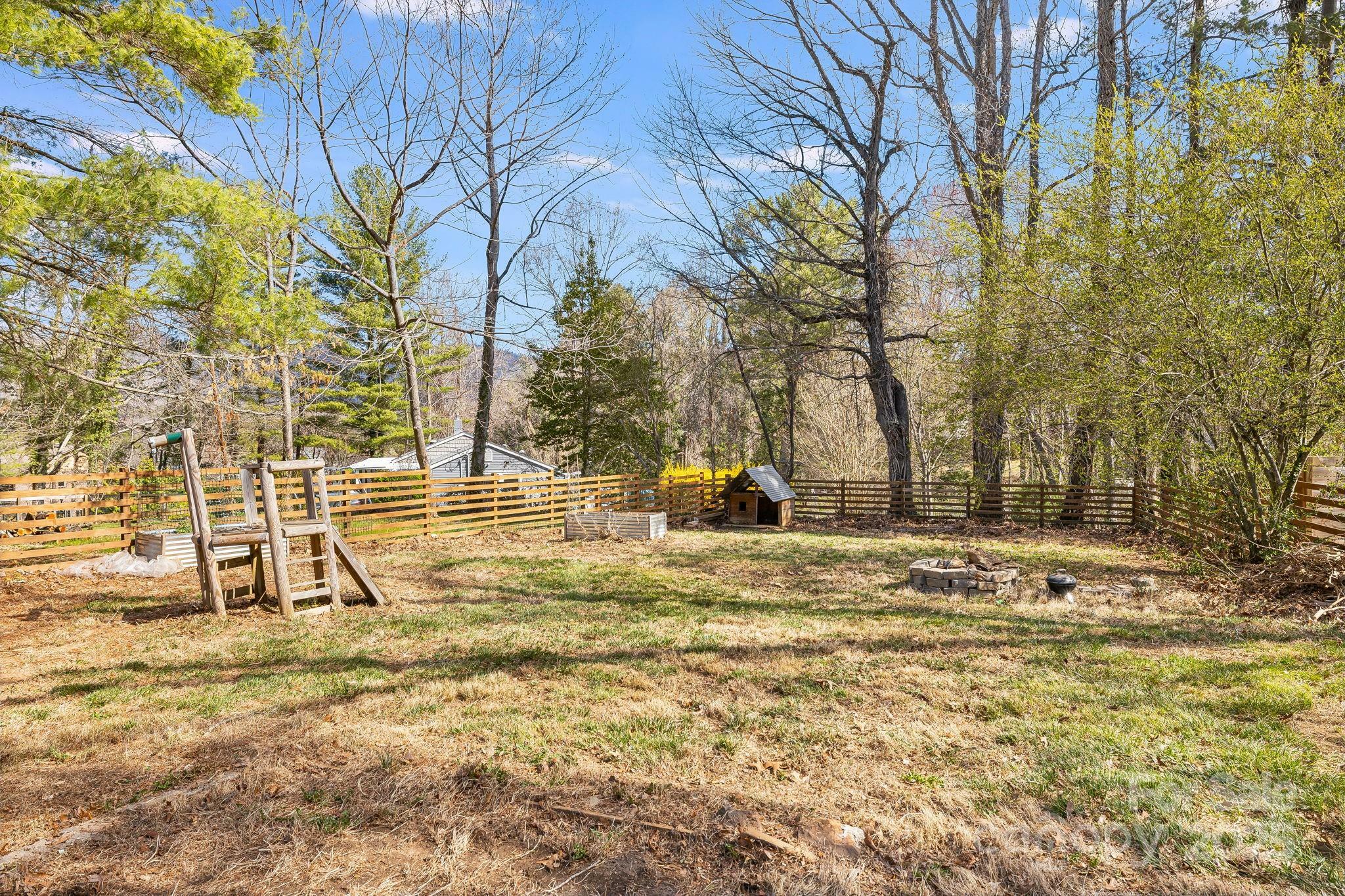 Property Photo: 74 Beverly Road NC 28805