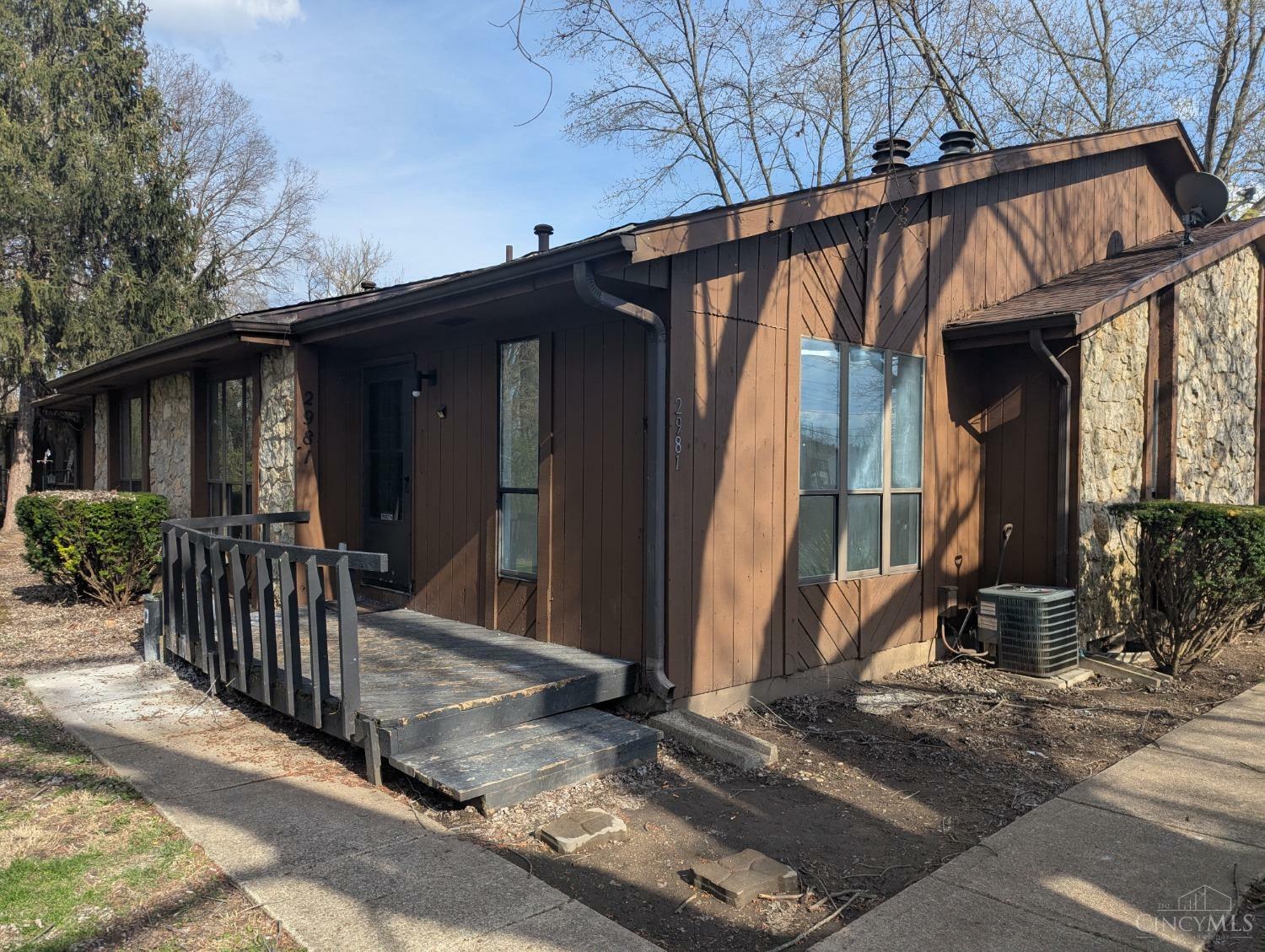 Property Photo: 2981 Carmody Boulevard OH 45042