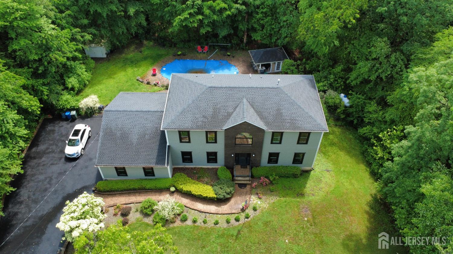 Property Photo: