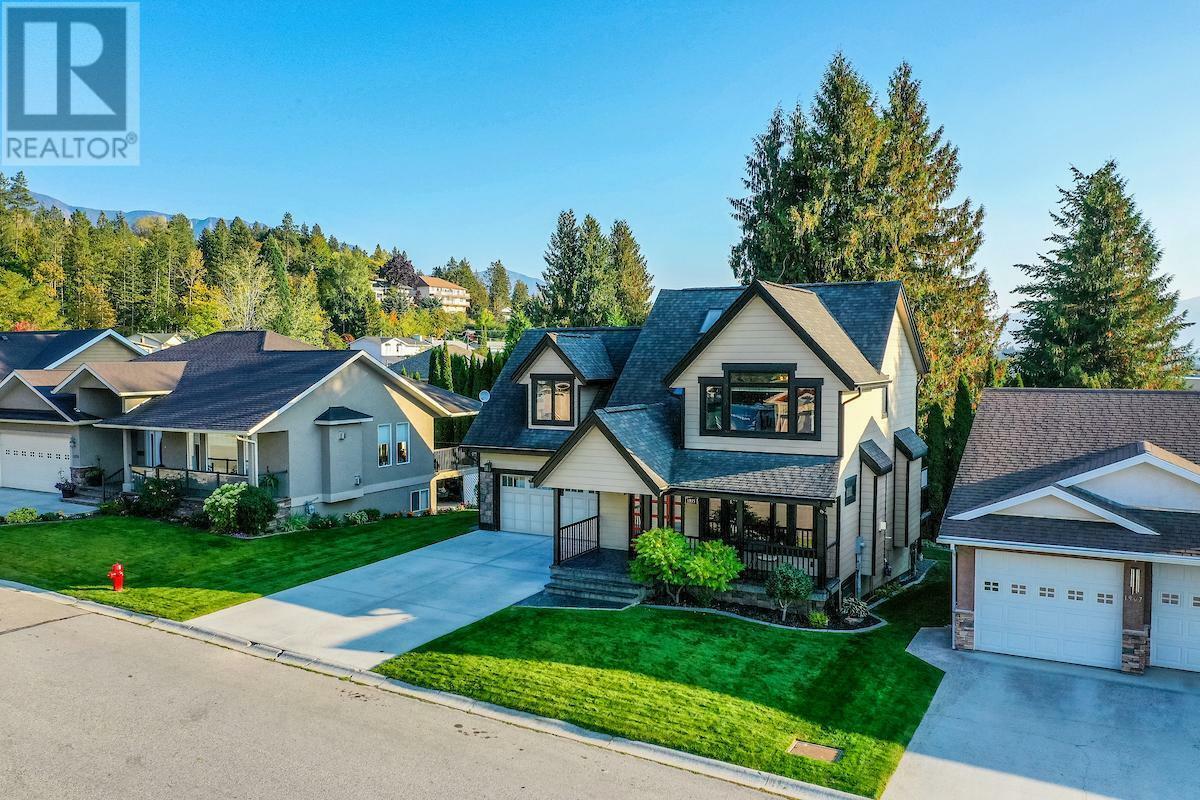Photo de la propriété:  1915 Alder Street  BC V0B 1G5 