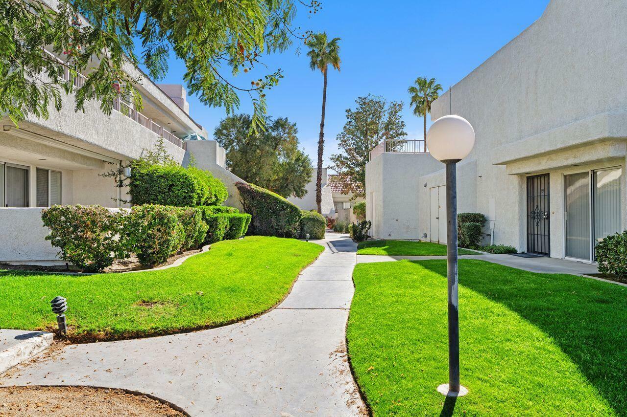 Property Photo:  32505 Candlewood Drive 82  CA 92234 