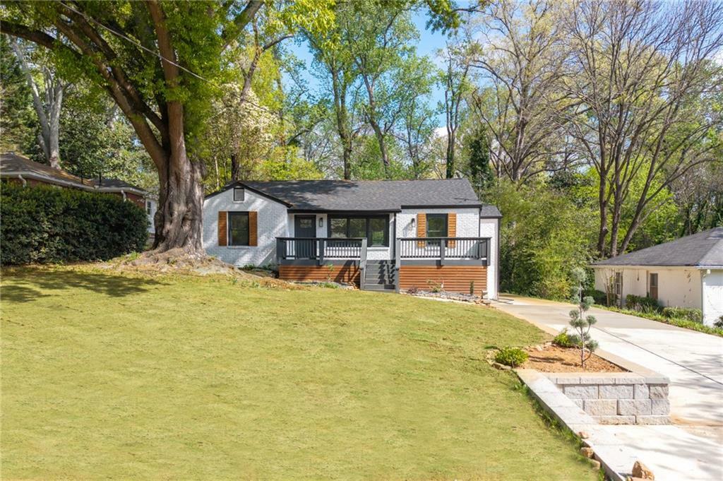 Property Photo: 1194 Clearview Drive NE GA 30319