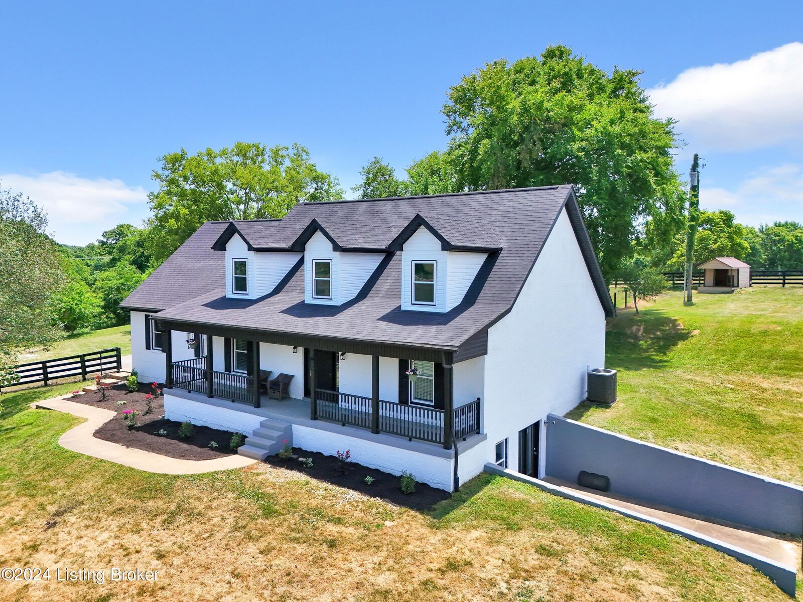 Property Photo:  80 Worningford Dr  KY 40071 