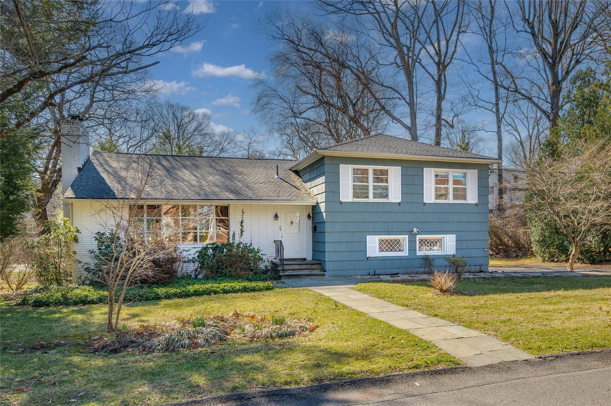 Property Photo:  12 Evergreen Way  NY 10591 