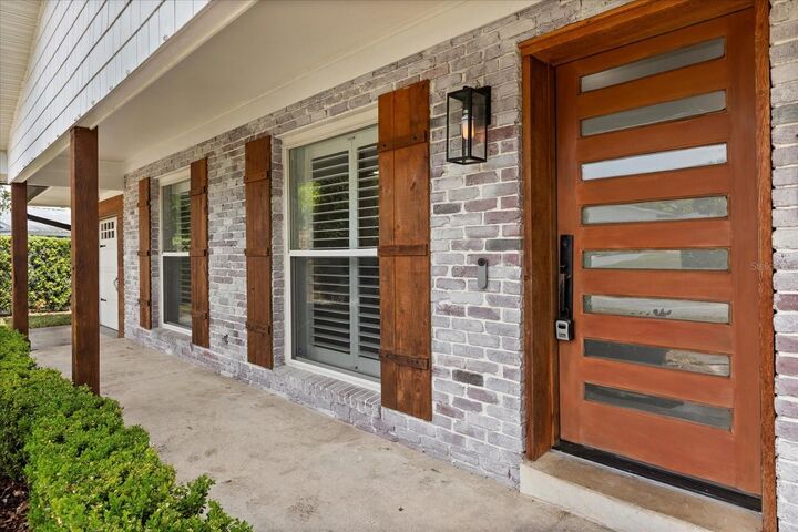 Property Photo: 201 Cedarwood Drive FL 32751
