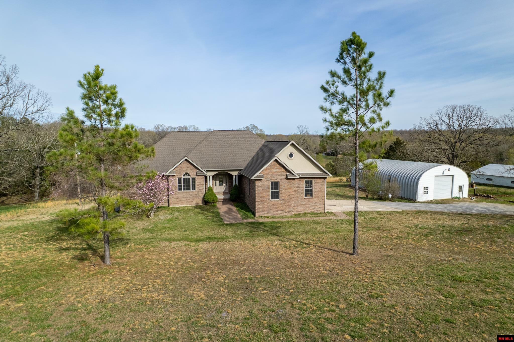 Property Photo: 102 Heritage Road AR 72653
