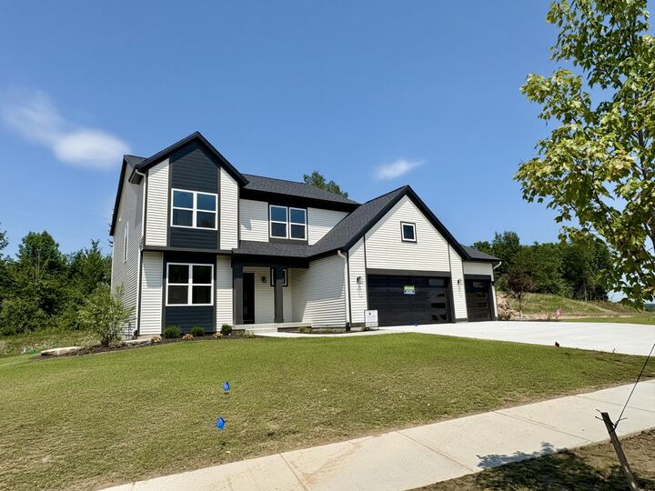 Property Photo: 5899 Valley Point Drive SE MI 49316