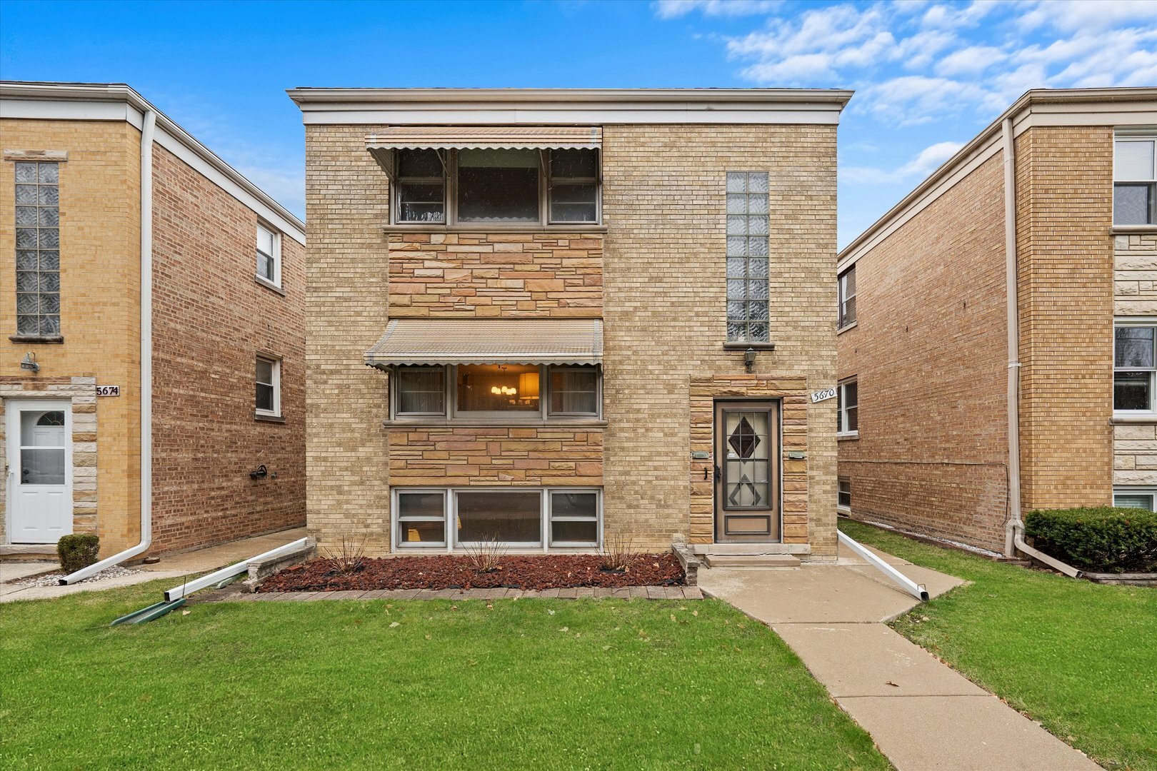 5670 W Higgins Avenue  Chicago IL 60630 photo