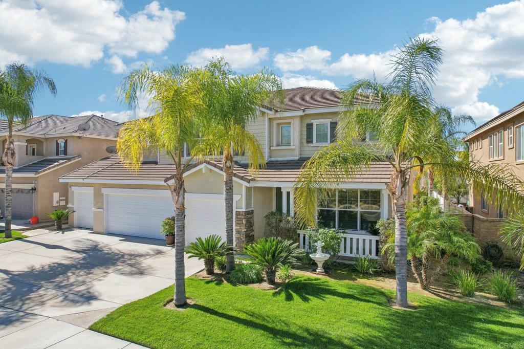 Property Photo: 33683 Blue Water Way CA 92592