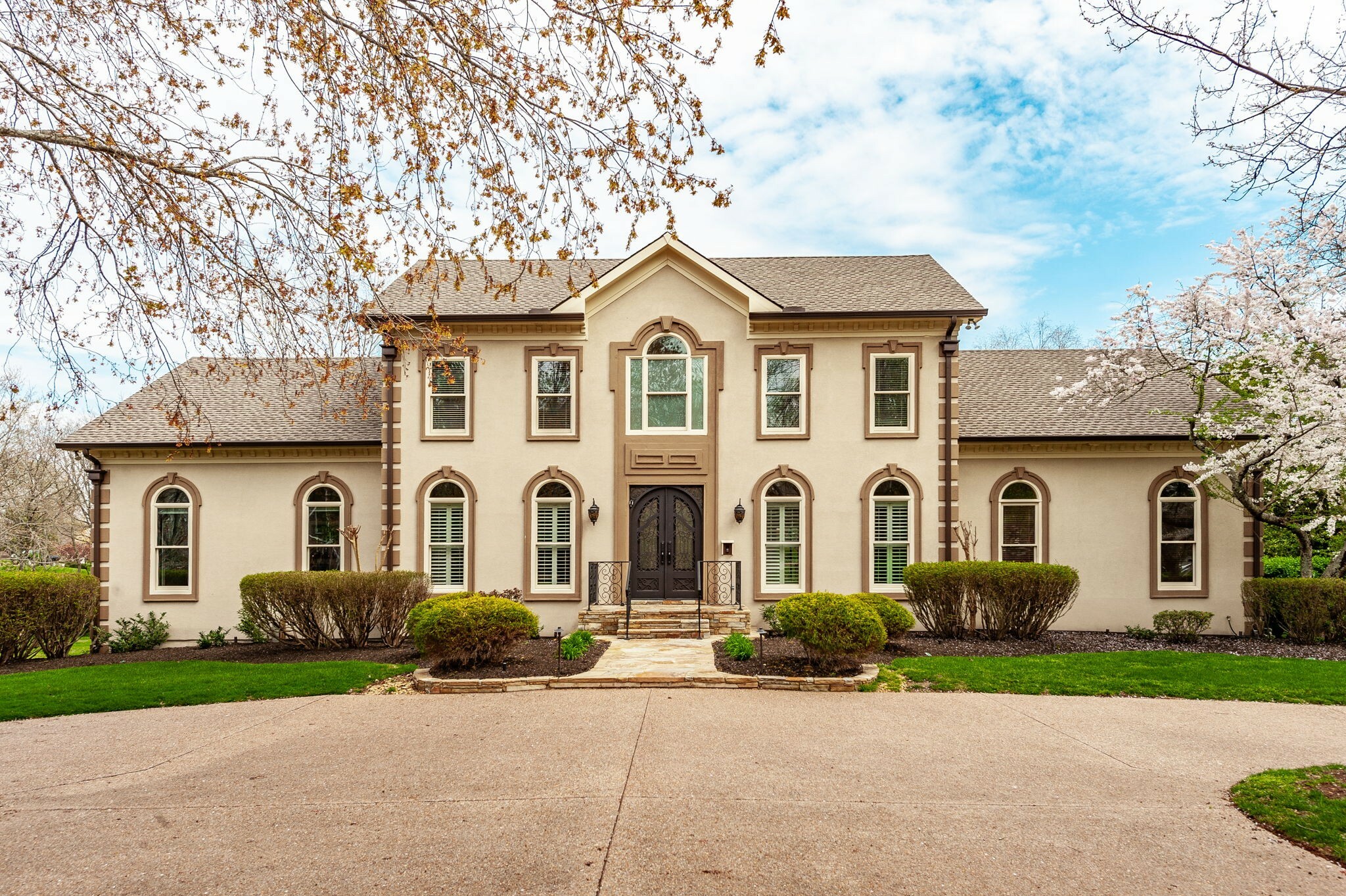 Property Photo: 651 Post Oak Cir TN 37027