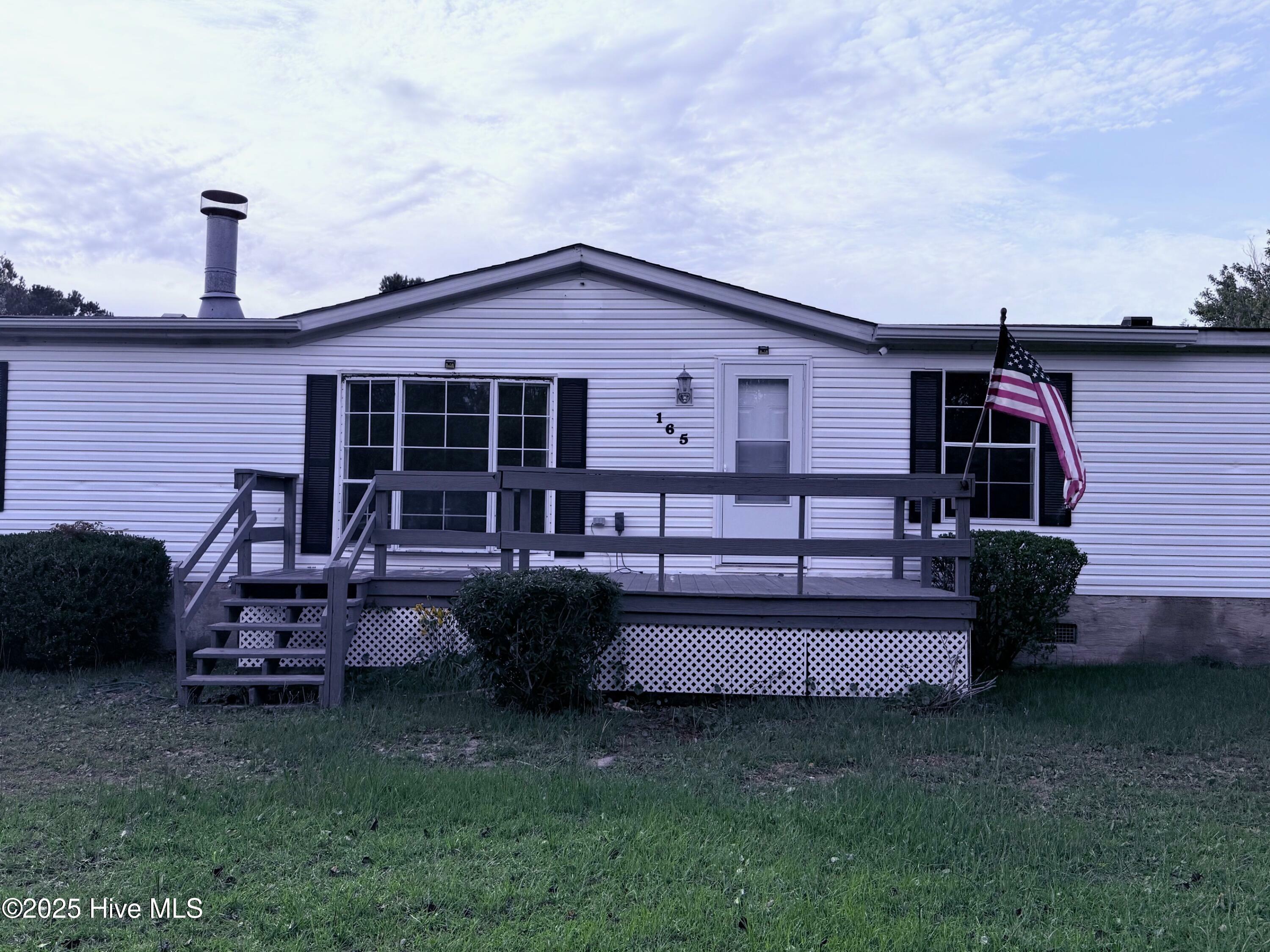 Property Photo: 165 Oyster Lane NC 28539