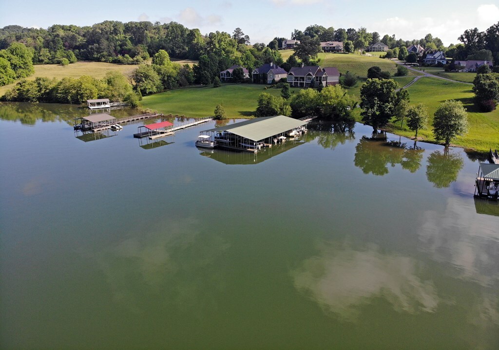 Property Photo: 47 Hidden Fields Road GA 30546
