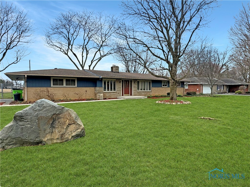 Property Photo: 2570 Courtly Road OH 44830