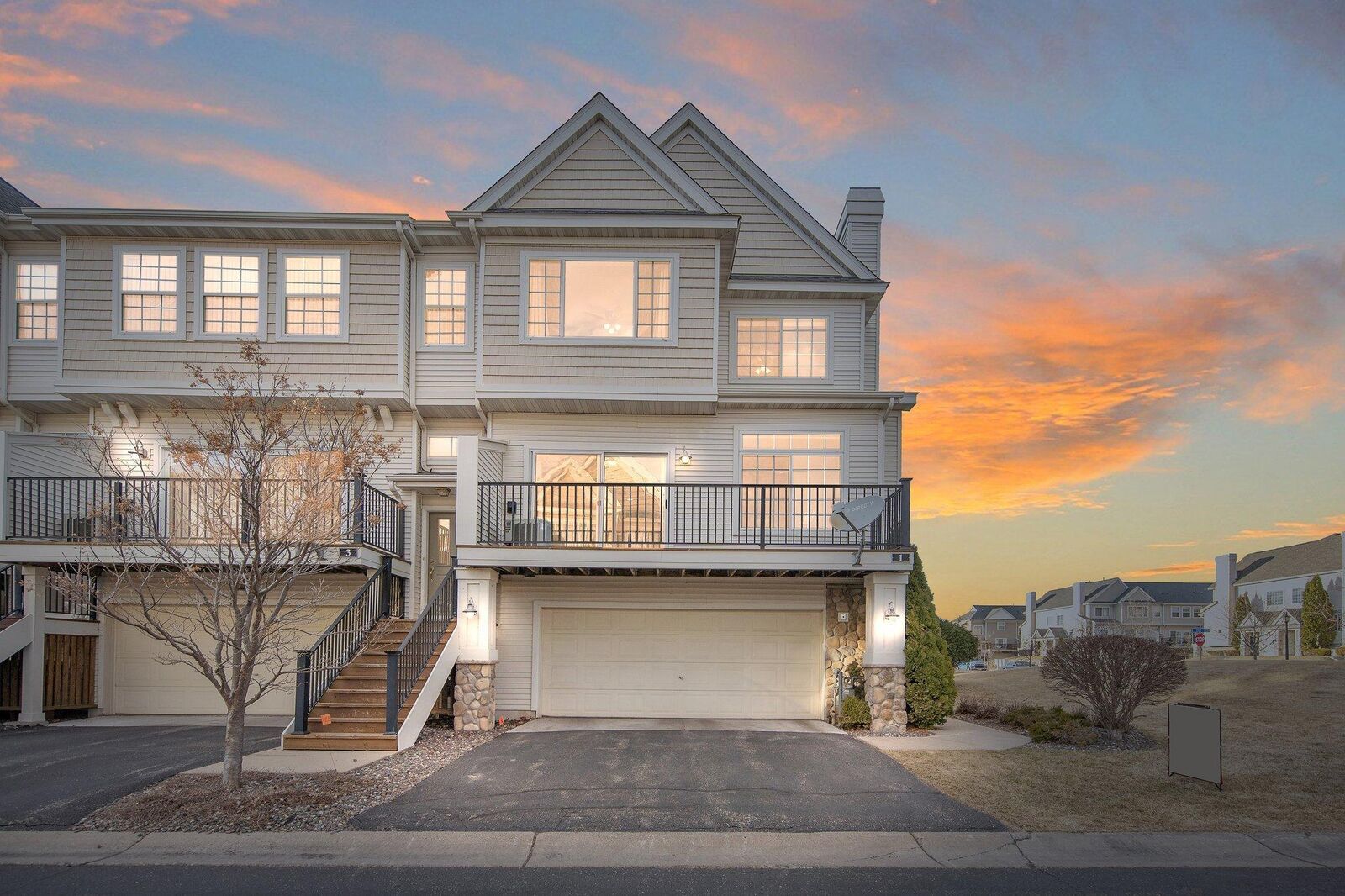 Property Photo:  4333 Victor Path 1  MN 55038 