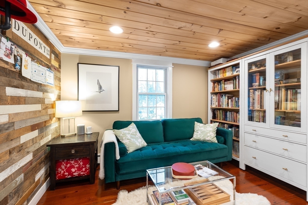 Property Photo:  168 Vernon Rd  MA 02066 