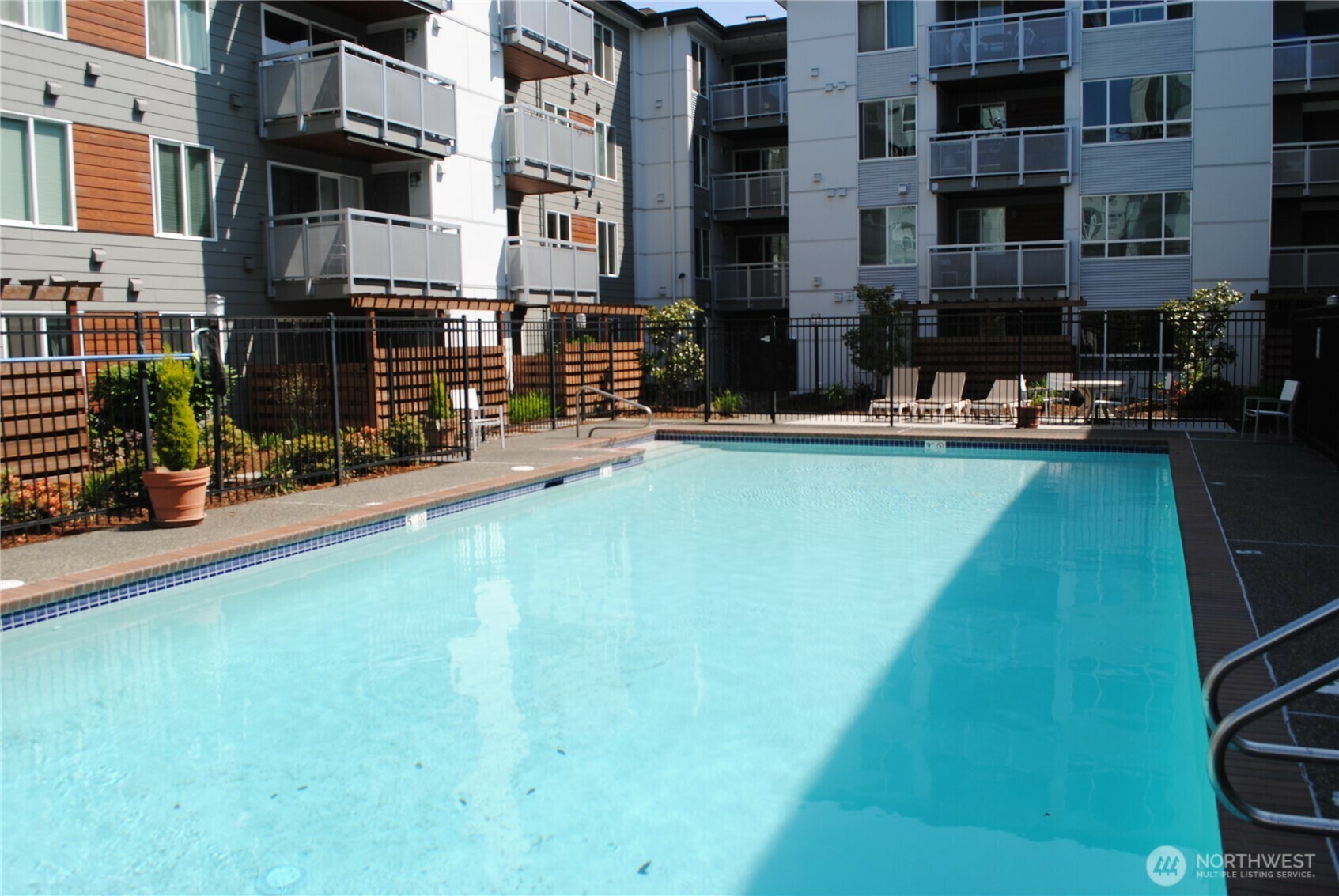 Property Photo: 10501 8th Avenue NE 406 WA 98125