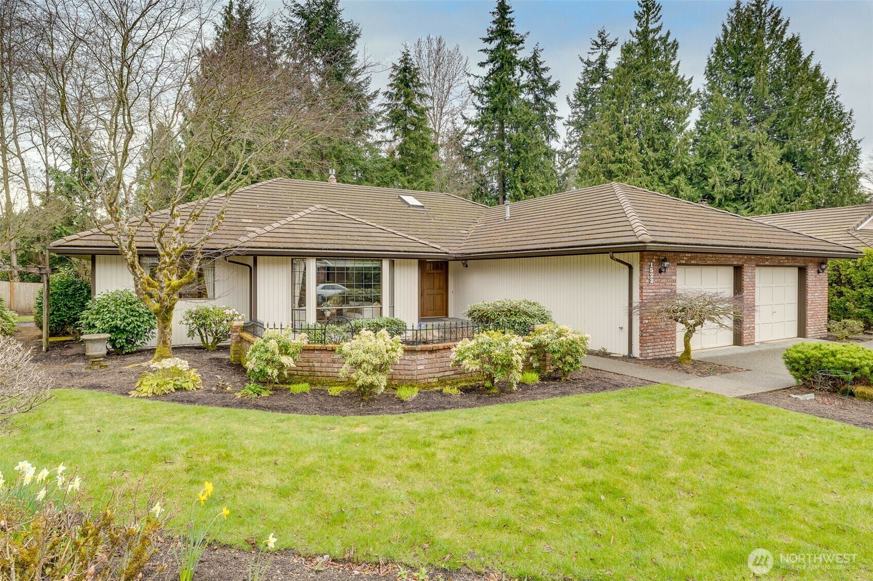 Property Photo: 1522 145th Place SE WA 98012