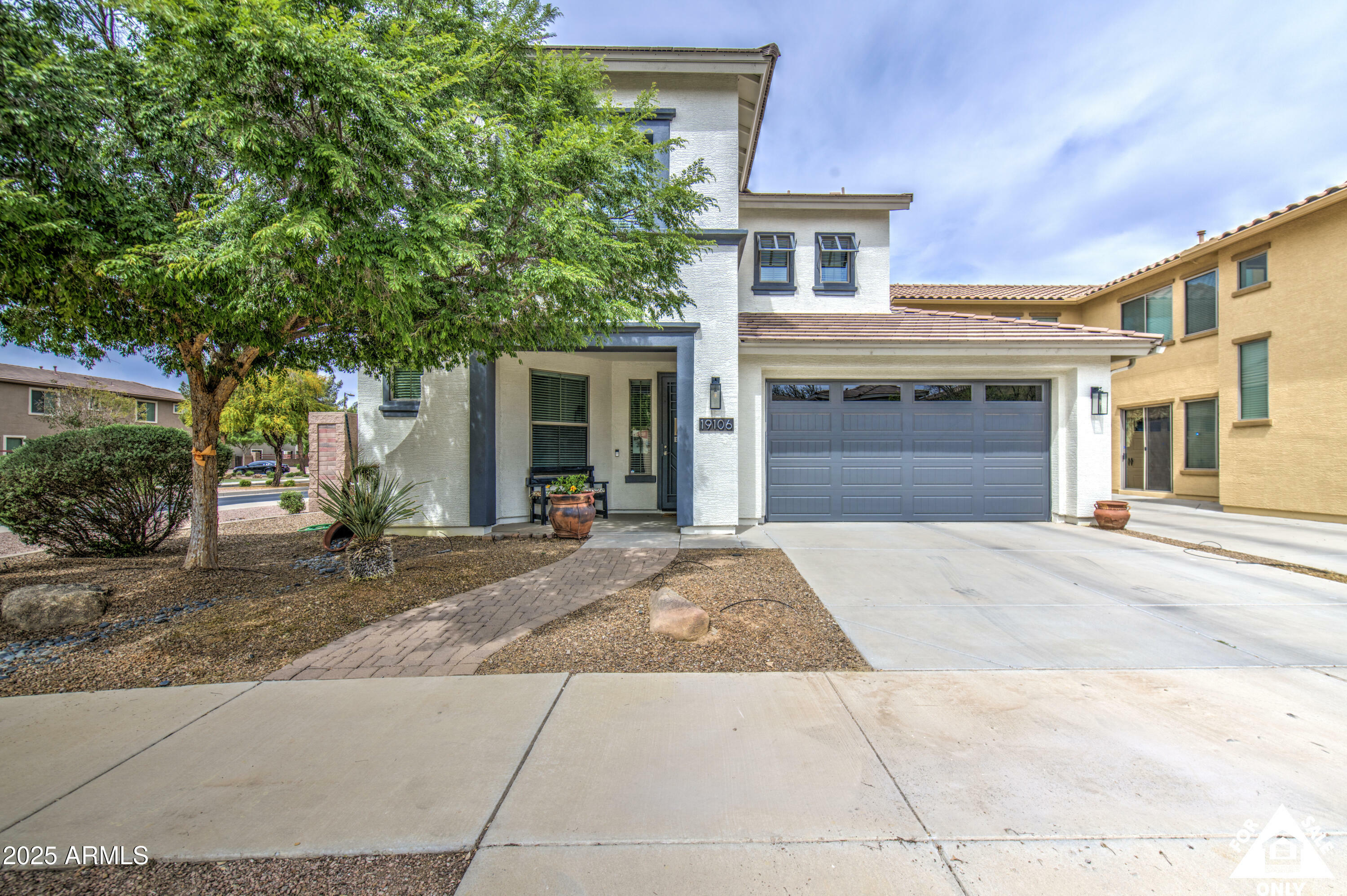 Property Photo: 19106 E Superstition Court AZ 85142