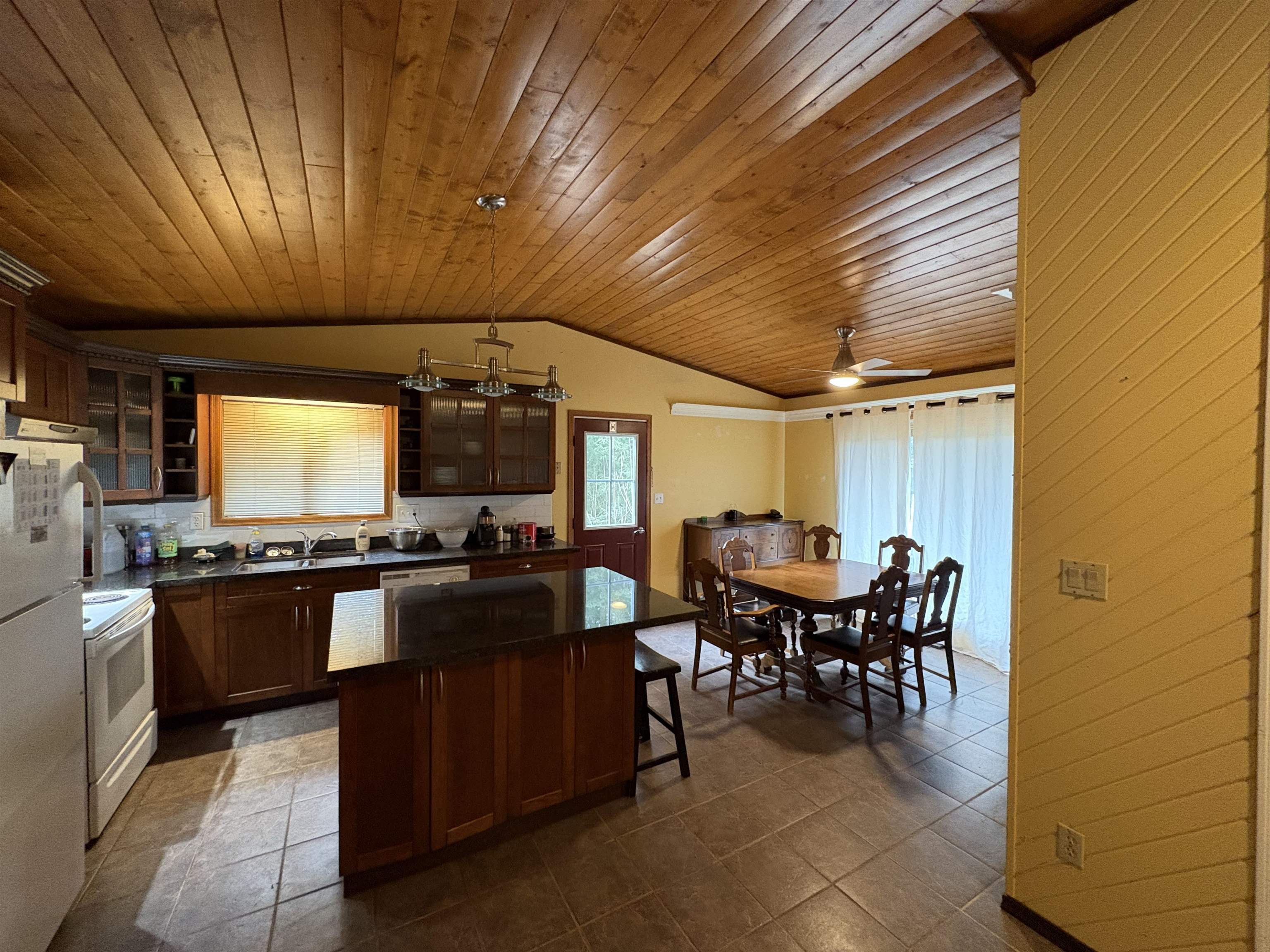 Property Photo: 66176 Kawkawa Lake Road BC V0X 1L1