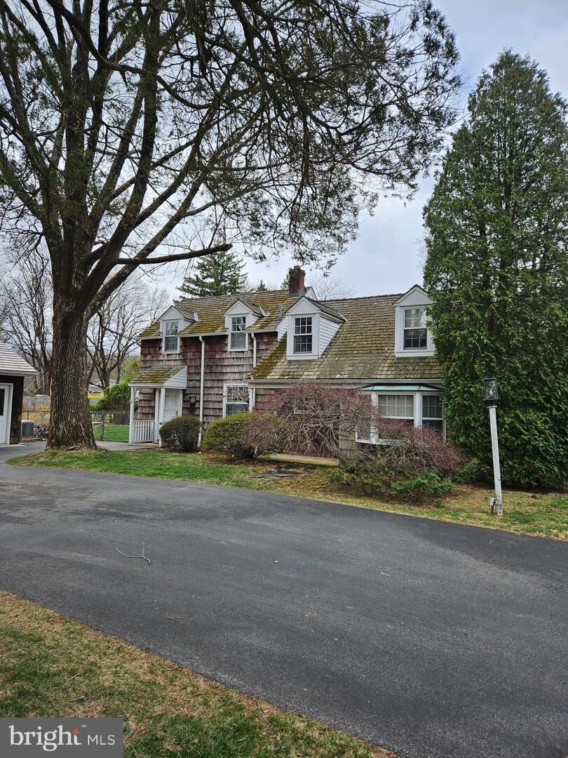 Property Photo: 355 W Moreland Avenue PA 19040