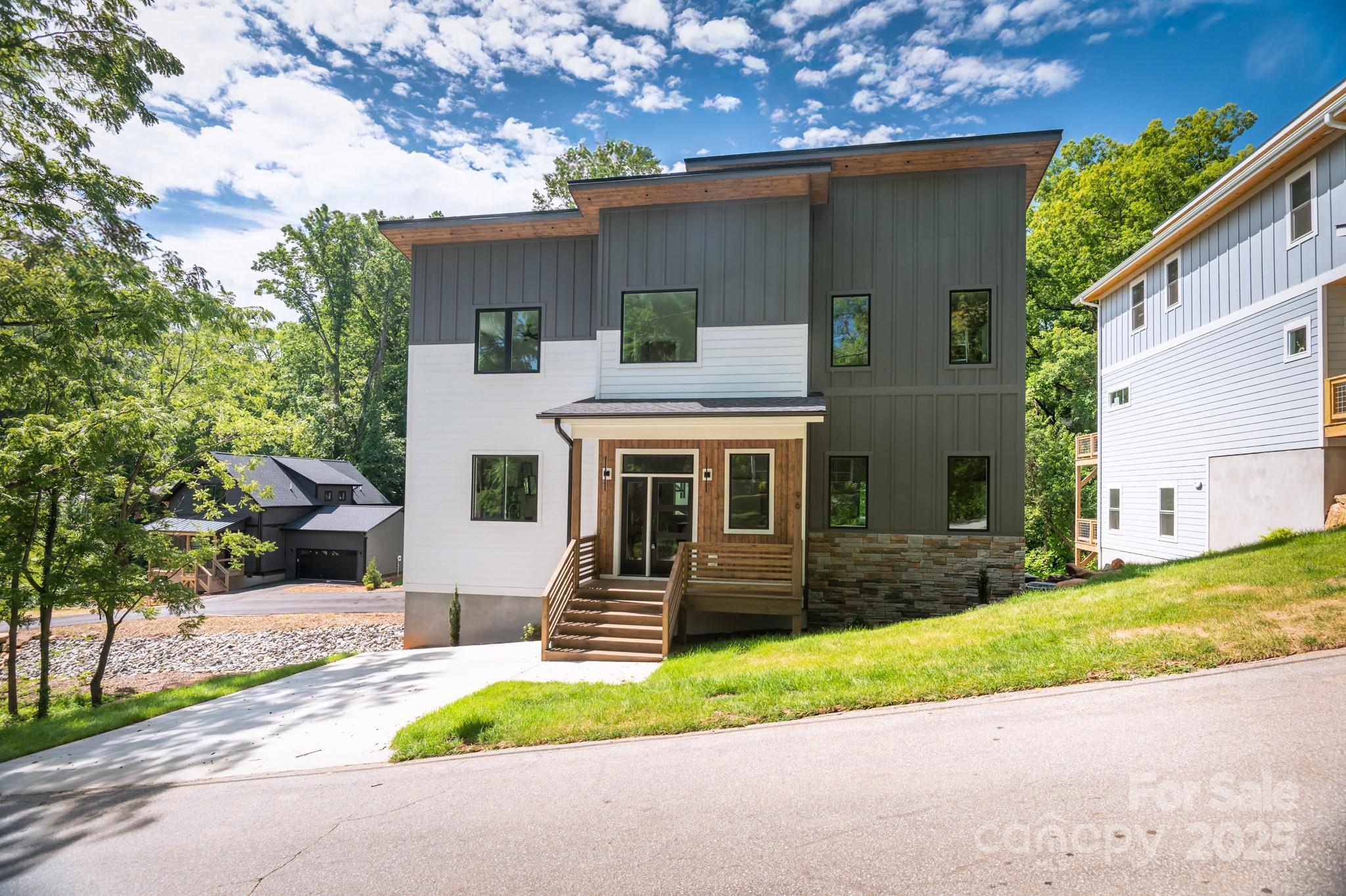 96 Craggy Avenue  Asheville NC 28806 photo