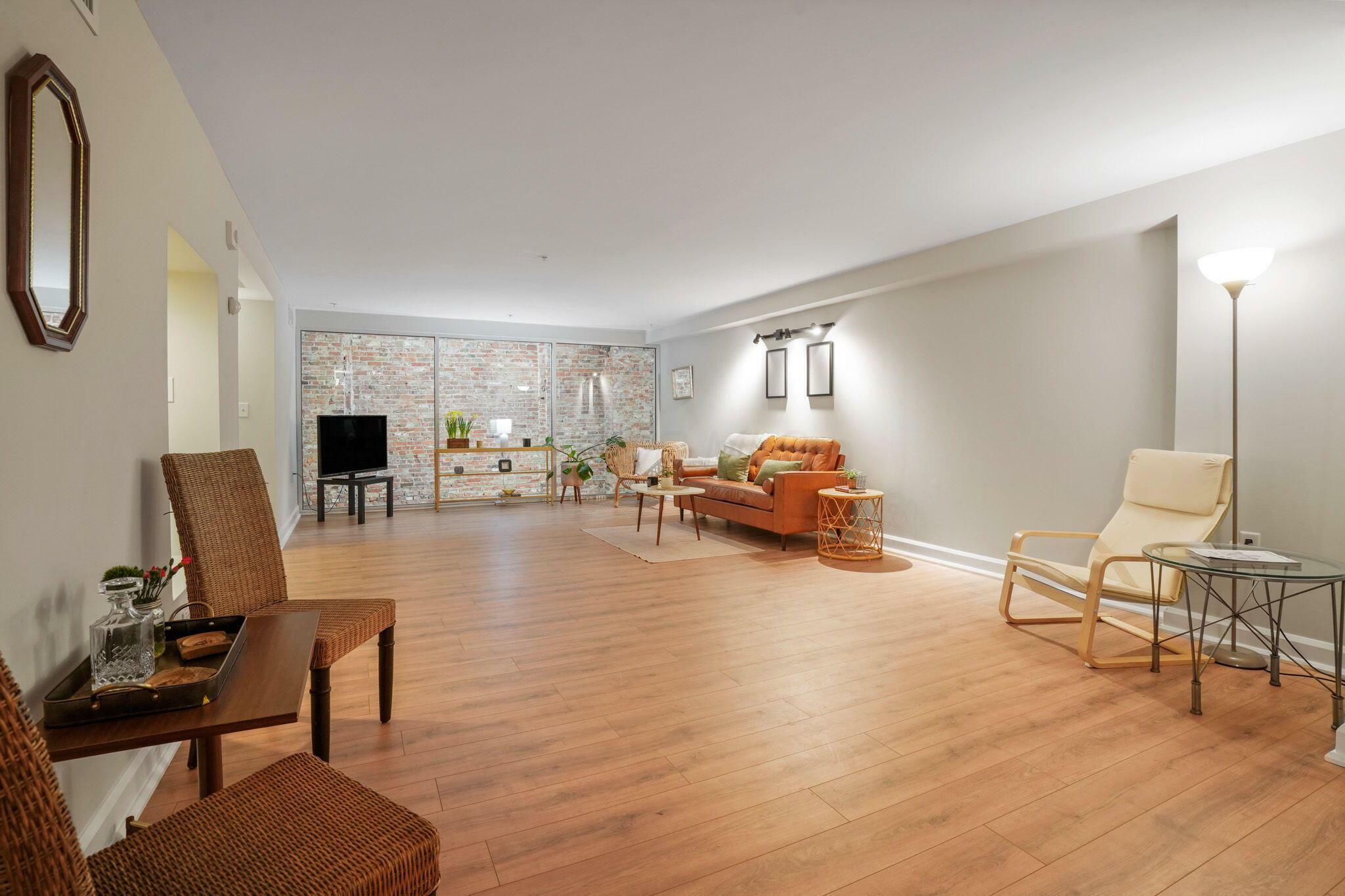 Property Photo: 106 N High Street OH 43215
