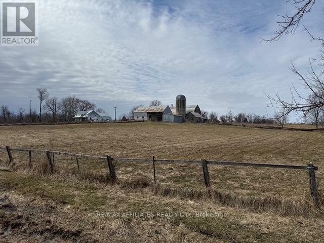 Property Photo: 3402 Dukelow Road ON K0E 1X0