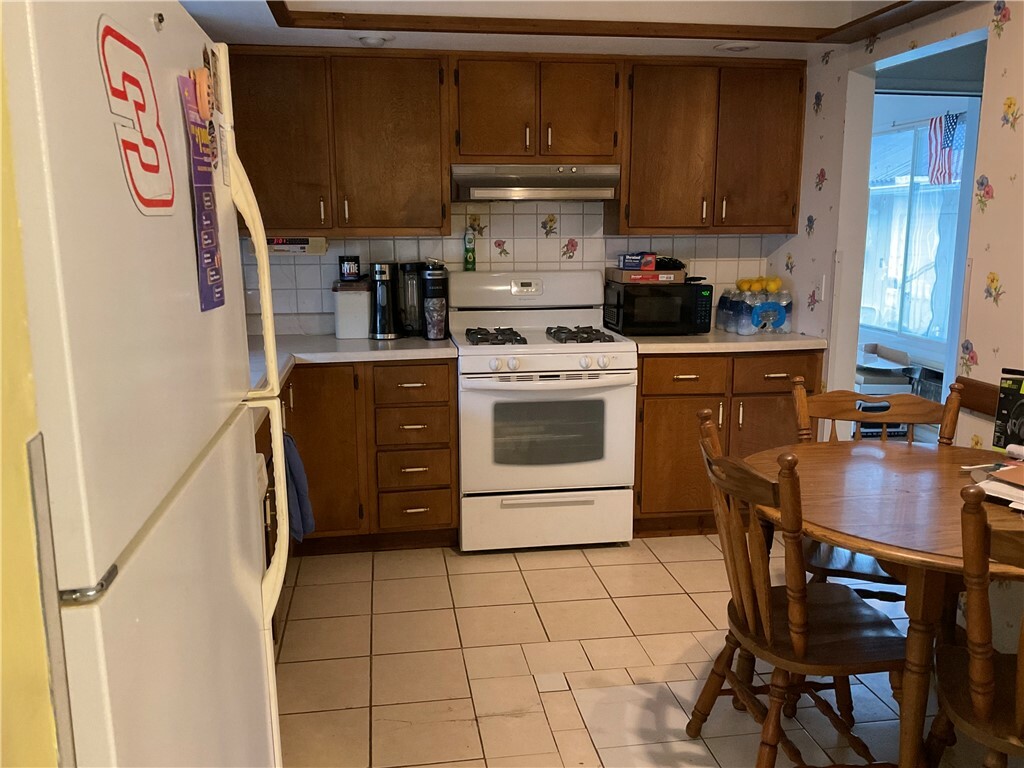 Property Photo: 1789 N 32nd Street IL 62526
