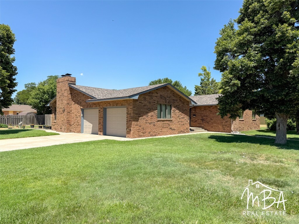 Property Photo: 801 J C Street KS 67846