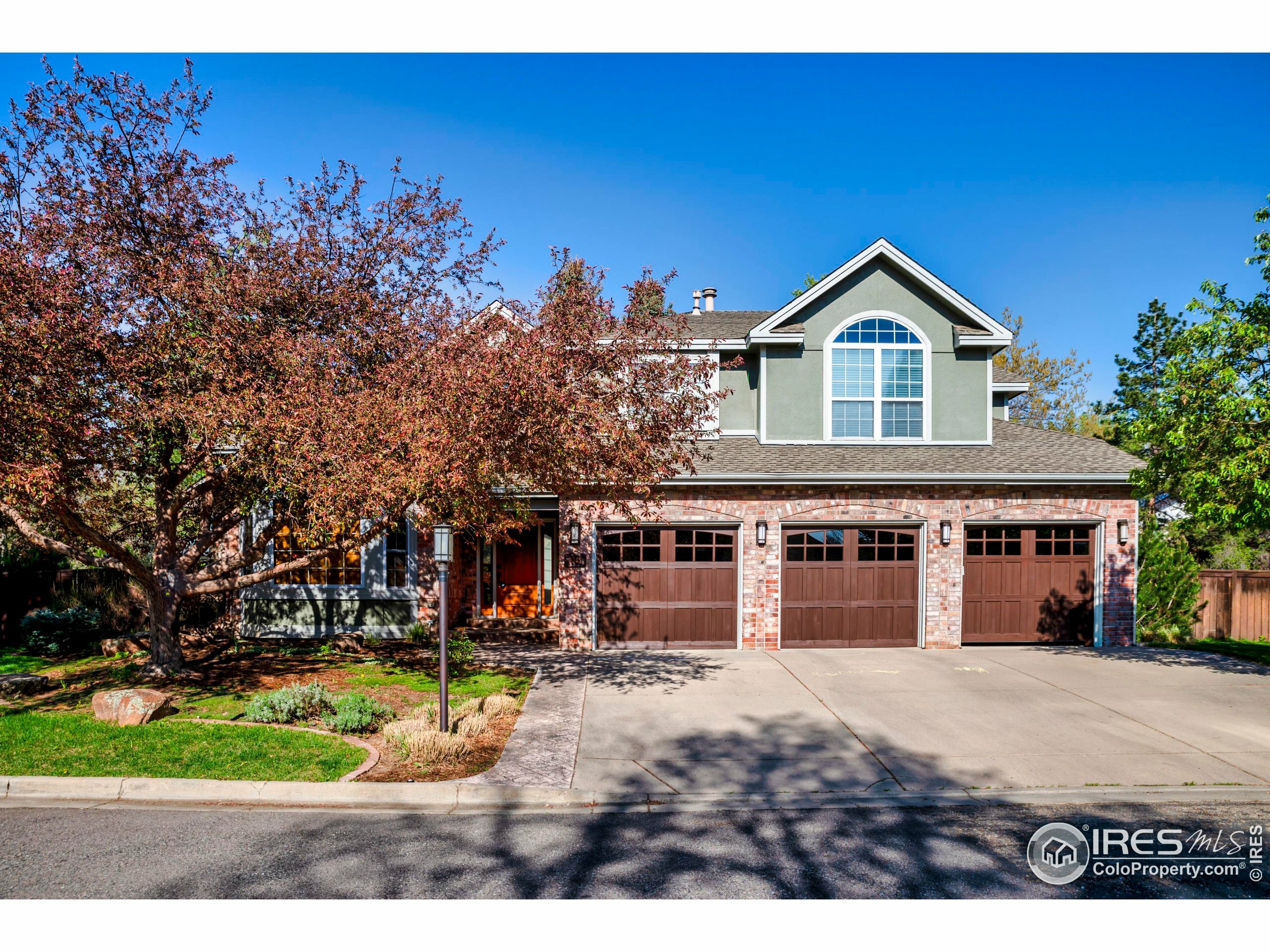 Property Photo: 2345 Spotswood Pl CO 80304