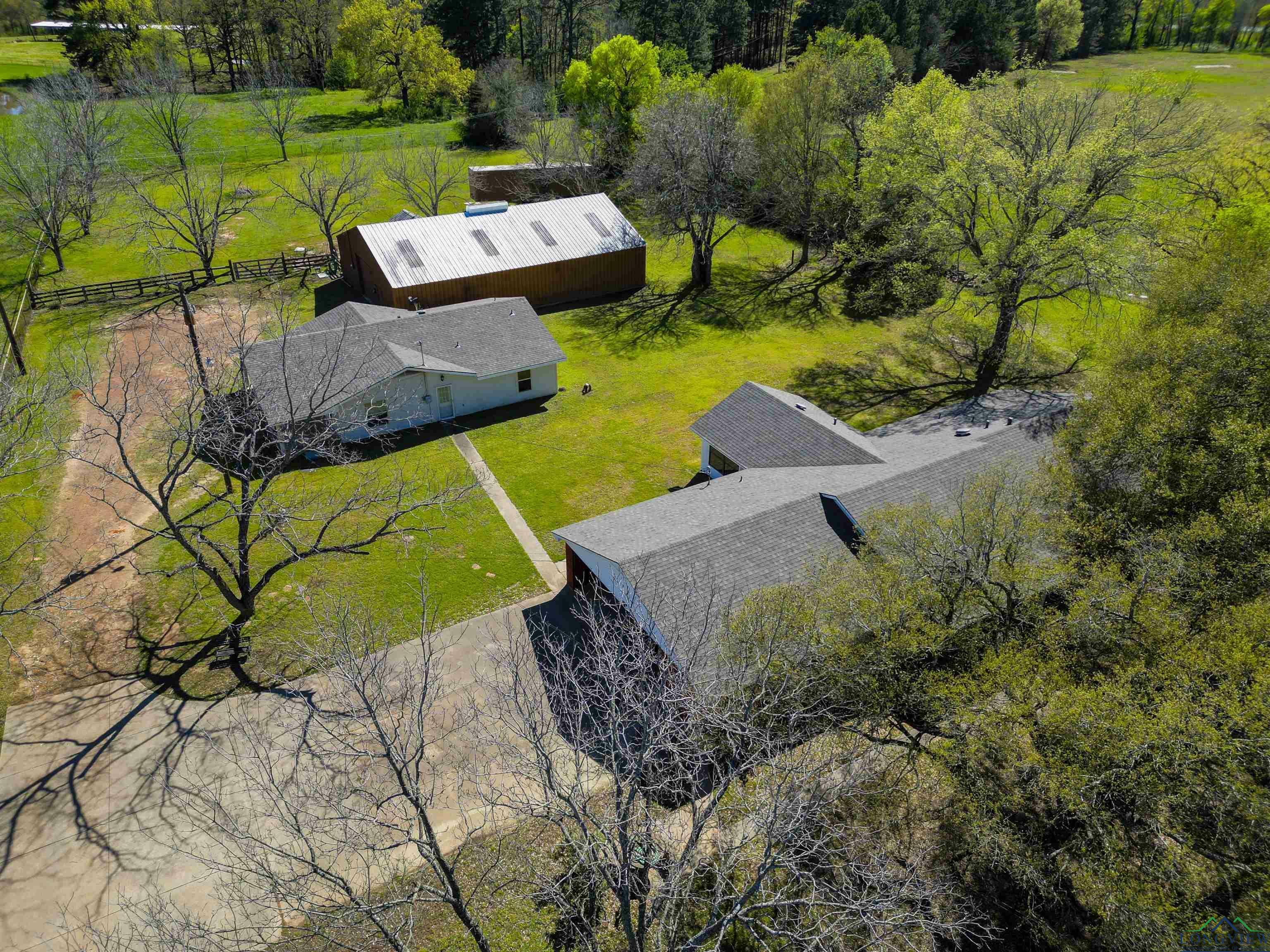 2227 Danville Rd  Kilgore TX 75662 photo