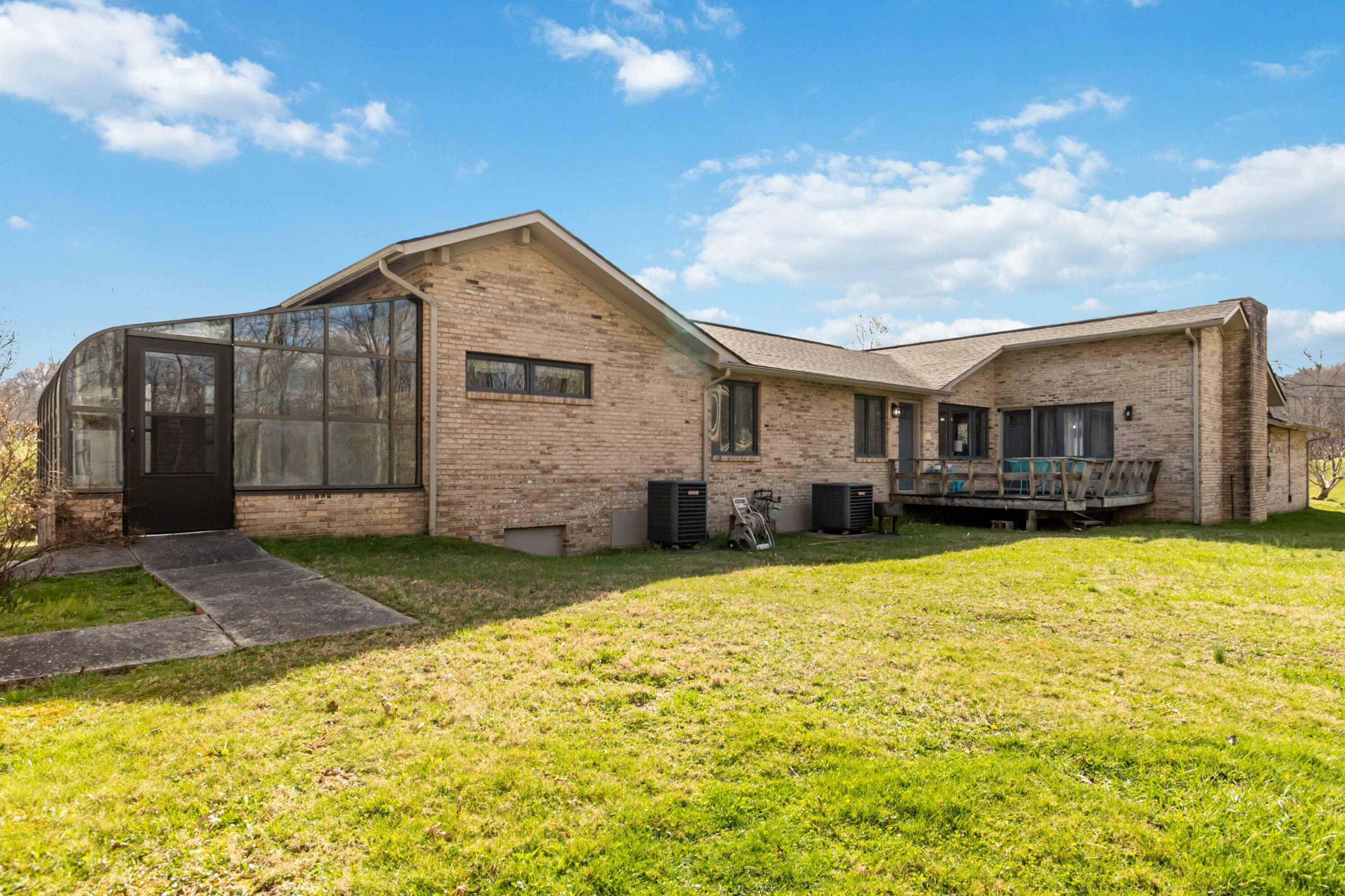 Property Photo: 156 Autumn Woods Loop KY 40734