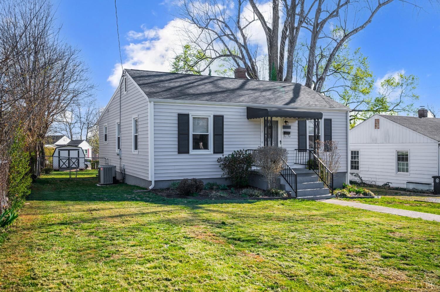 Property Photo:  1202 Brandon Road  VA 24502 