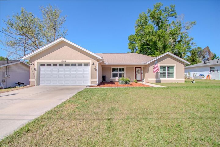 Property Photo:  13662 SE 55th Avenue  FL 34491 