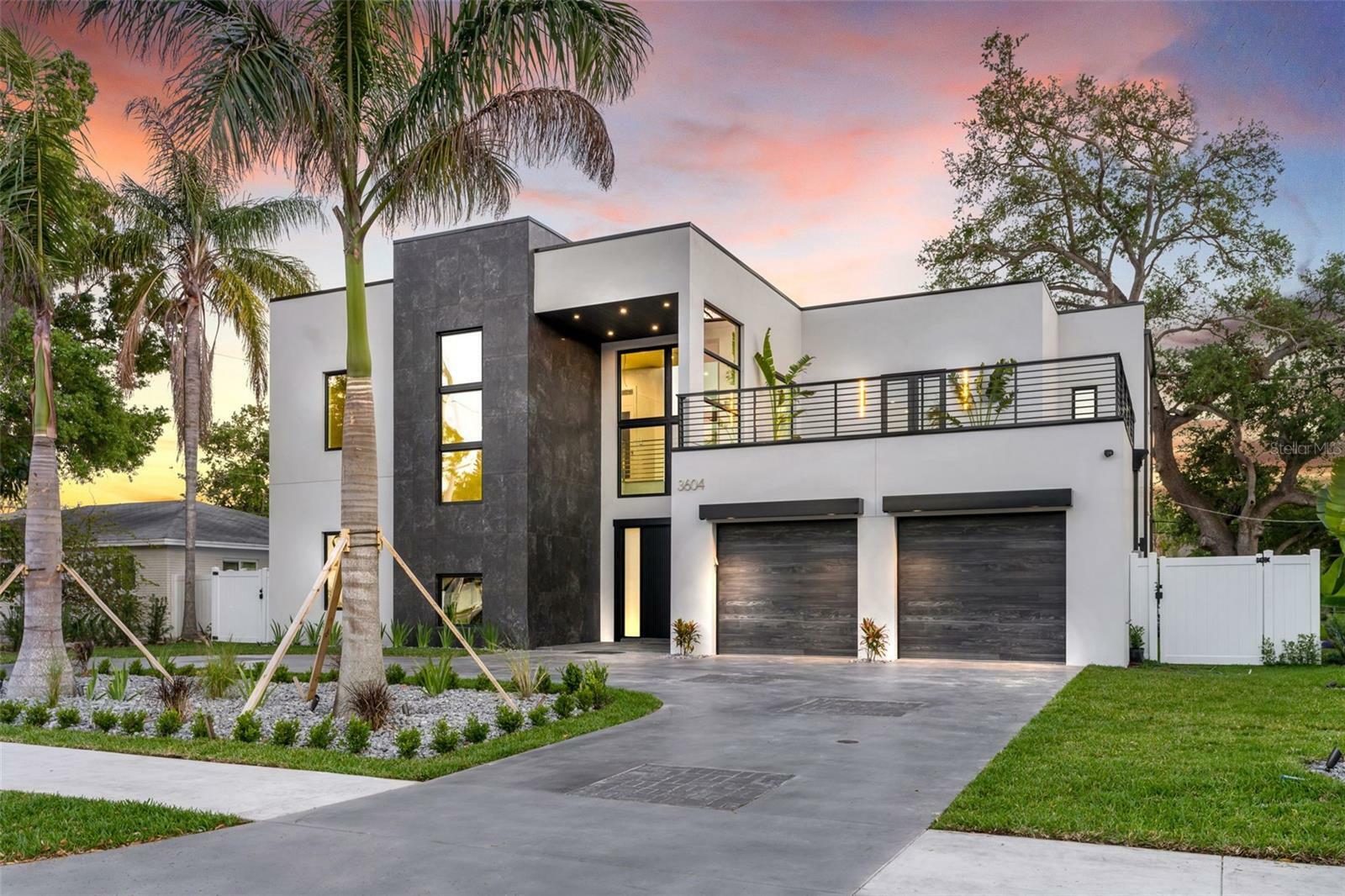 Property Photo: 3604 W El Prado Boulevard FL 33629