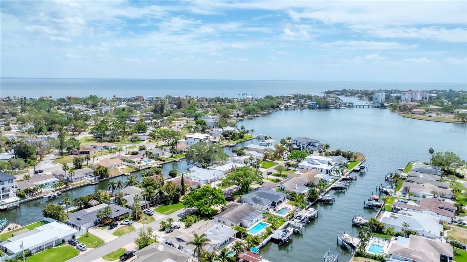 Property Photo: 3941 14th Lane NE FL 33703