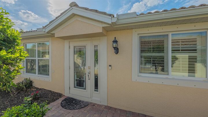 Property Photo:  5934 Guarino Drive  FL 34238 